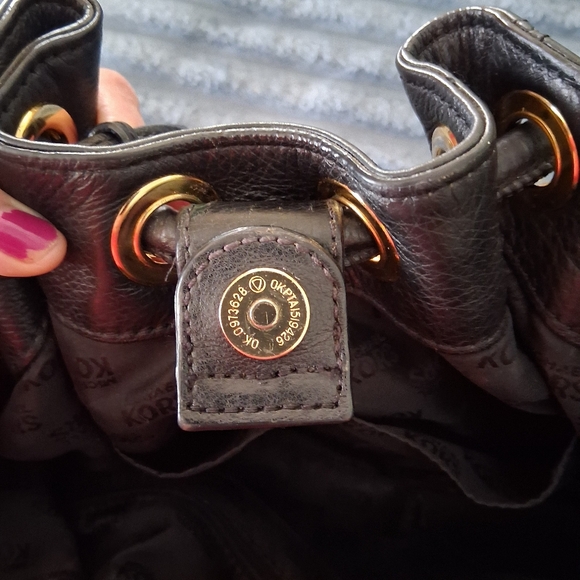 Michael Kors Hobo Bag - Picture 4 of 14